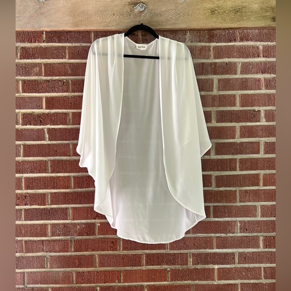 Style Rack Gauze Short Kimono in White Size L - Picture 5 of 6